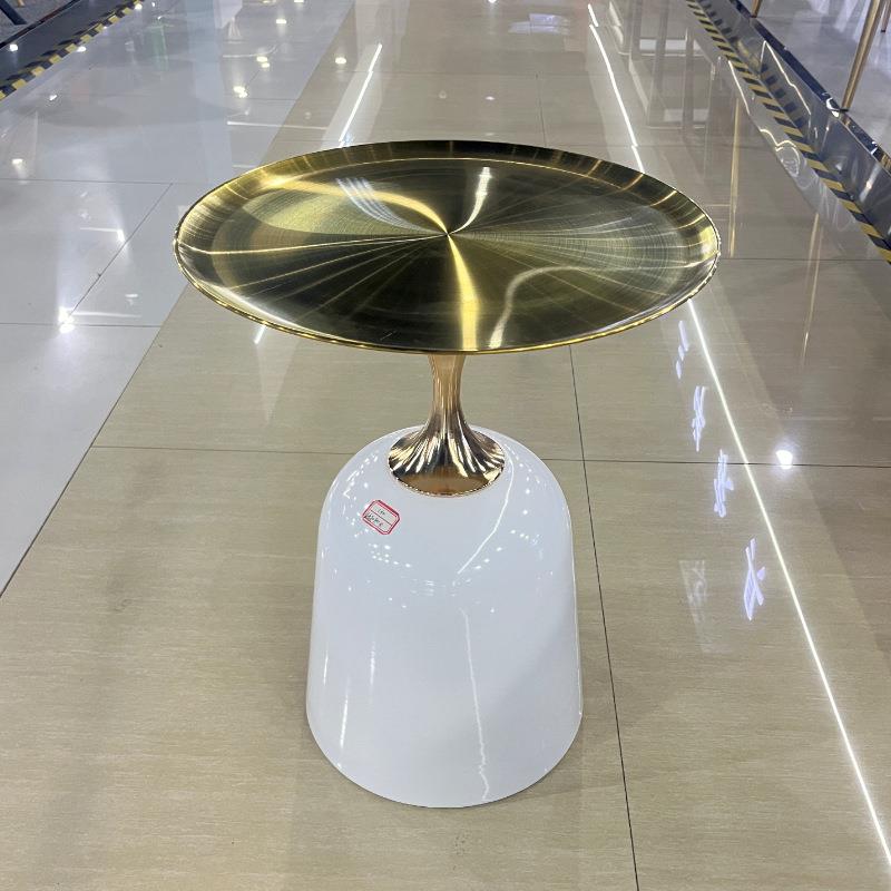 酒店客房边几金色轻奢网红洽谈接待小茶几北欧简约铁艺角几轻奢风