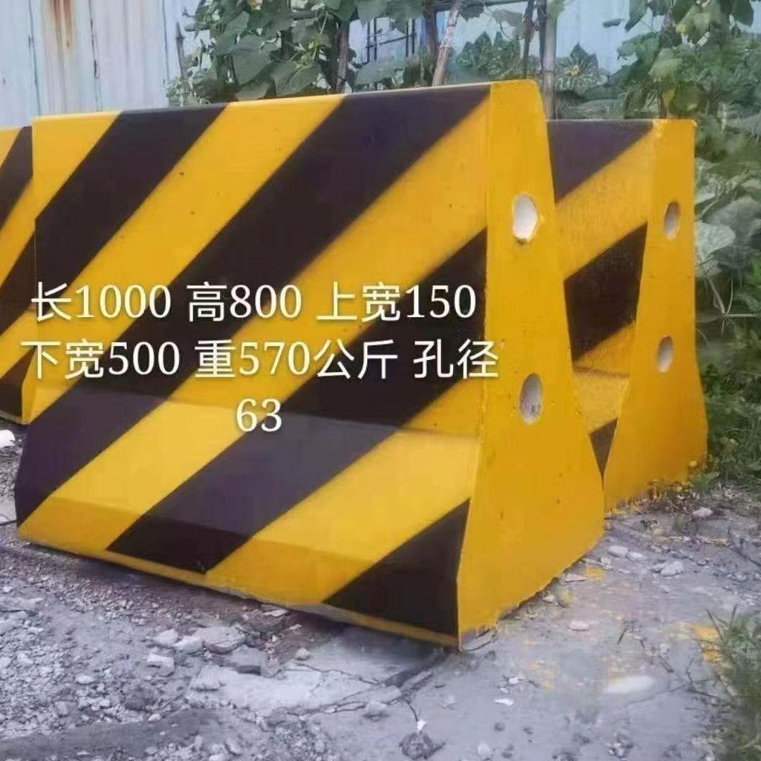 湖南水泥墩定制混凝土防撞墩道路分流隔离墩水泥路障墩道路施工警