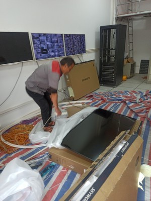 选前对比创维55m1对比55M7S区别是？哪个好用？