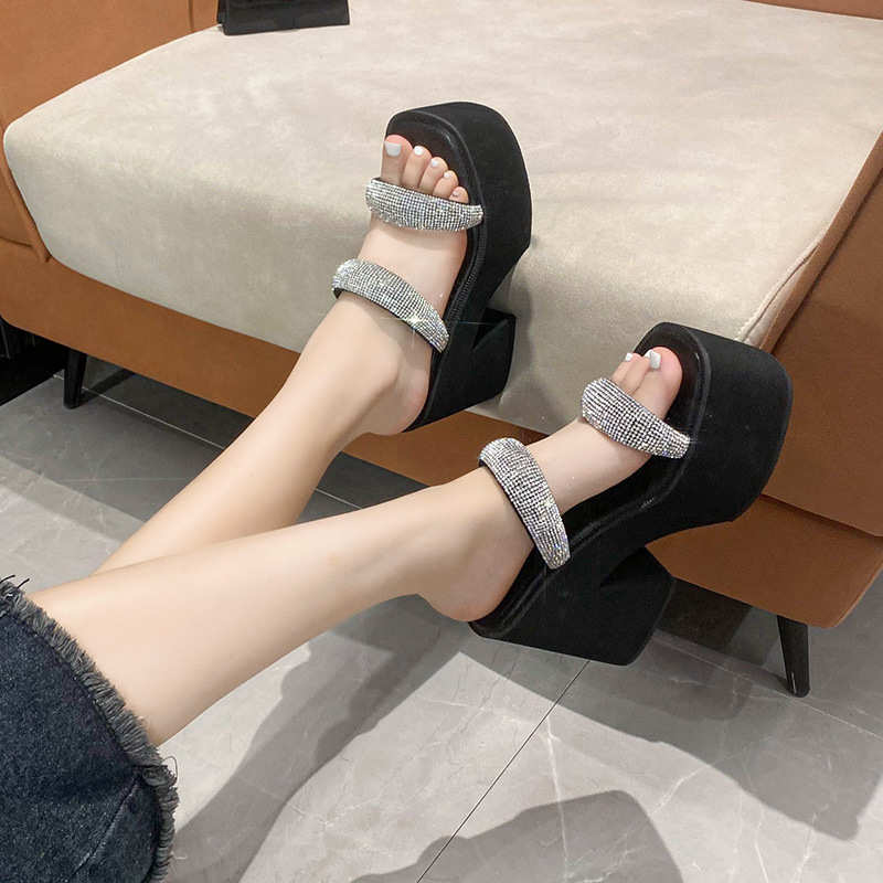 夏季新款水钻凉拖鞋11cm厚底粗跟松糕防水台女凉鞋小个子增高女鞋
