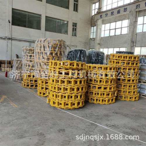 SD22推土机引导论总成150-30-22118 链条 四轮一代 缸体
