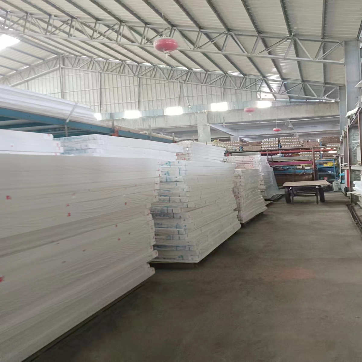 泡沫写真冷板单亮双亮广告板展示架龙卡普板KT广告板相框背板KT板