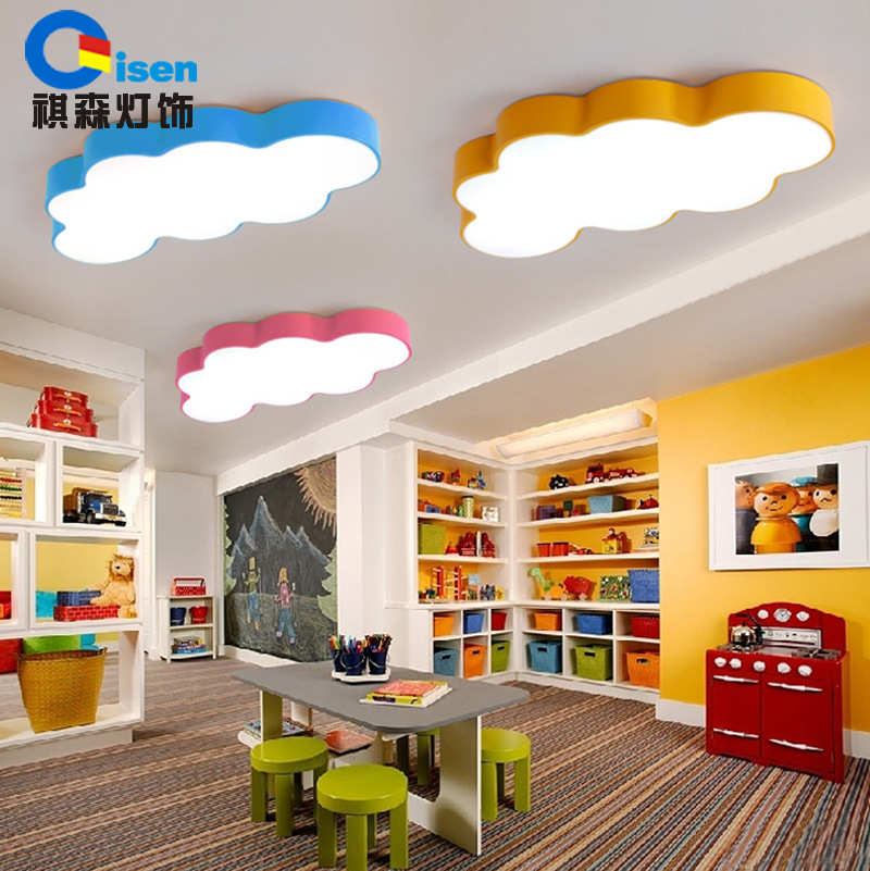 儿童彩色云朵吸顶灯简约led卧室灯卡通个性幼儿园教室游乐园灯具