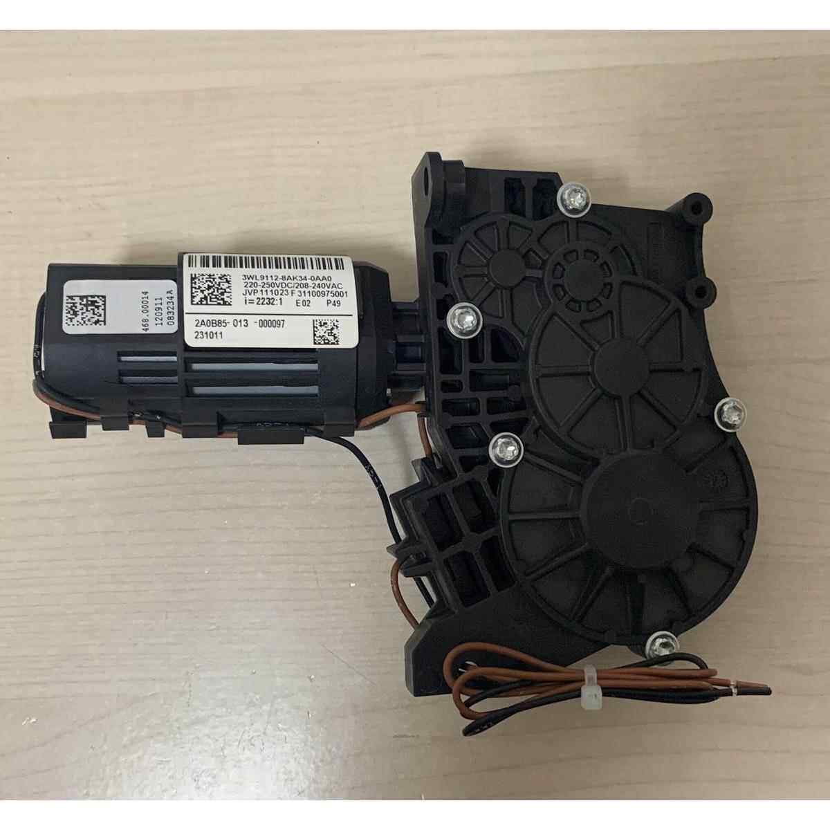 西门子3WL9112-8AK34-0AA0框架断路器 附件备件储能电机 220V马达