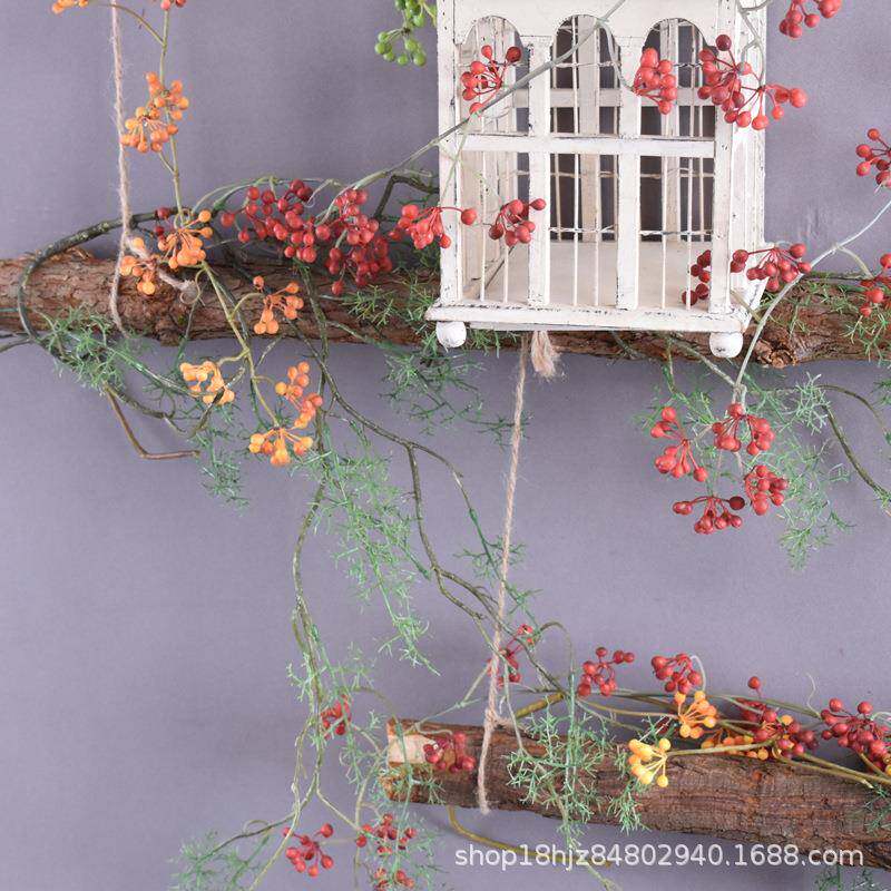 仿真浆果藤条红色果藤假果子缠绕墙壁挂件复古垂吊书柜管道装饰藤