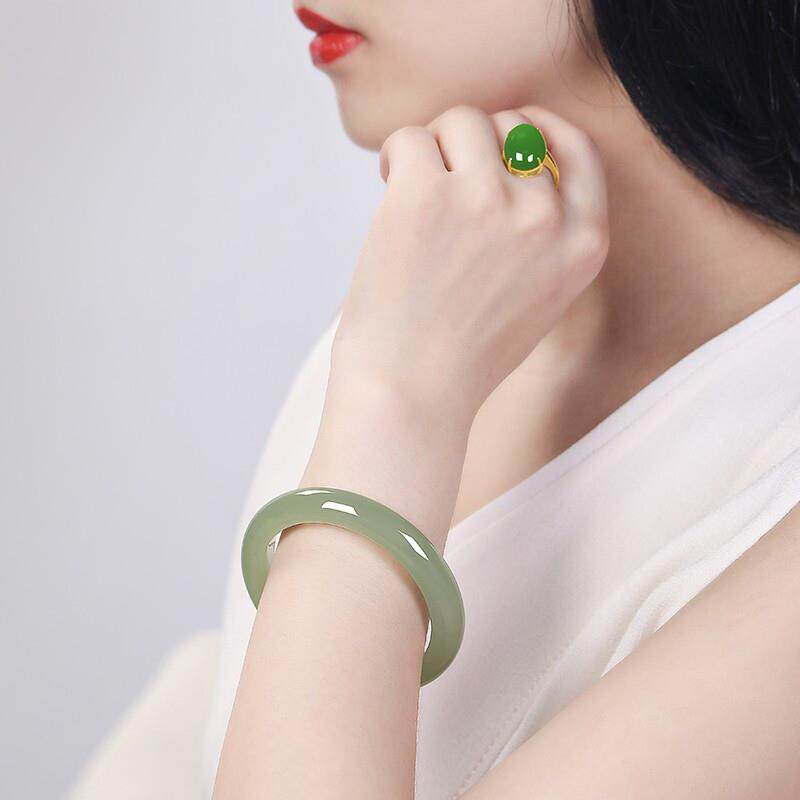 2026和田玉手镯老料湖水绿玉晴水细条女玉镯少女手镯玉镯子青玉青