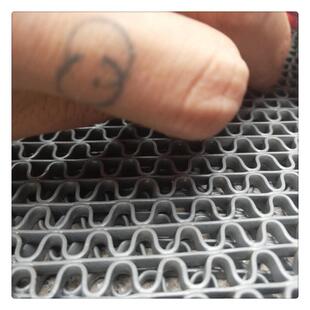 浴室卫生间泳池防滑疏水地毯地垫镂空s花纹满铺厨房疏水PVC地毯