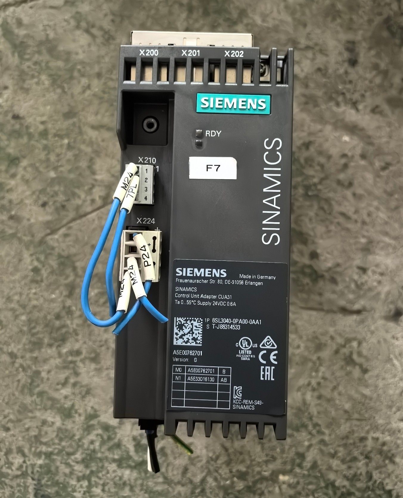 西门子变频器3KW，PM240一2，拆机成色新，功能包好，同