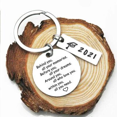 Metal Graduation Gift Keychain Class Of 2025 Key Ring For Hi