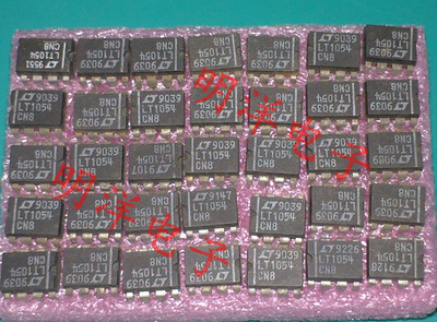 LT1054  LT1054CN8  电压转换器 稳压器  原装拆机