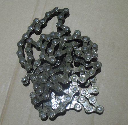 Chaîne de vélo - Ref 2366971 Image 1