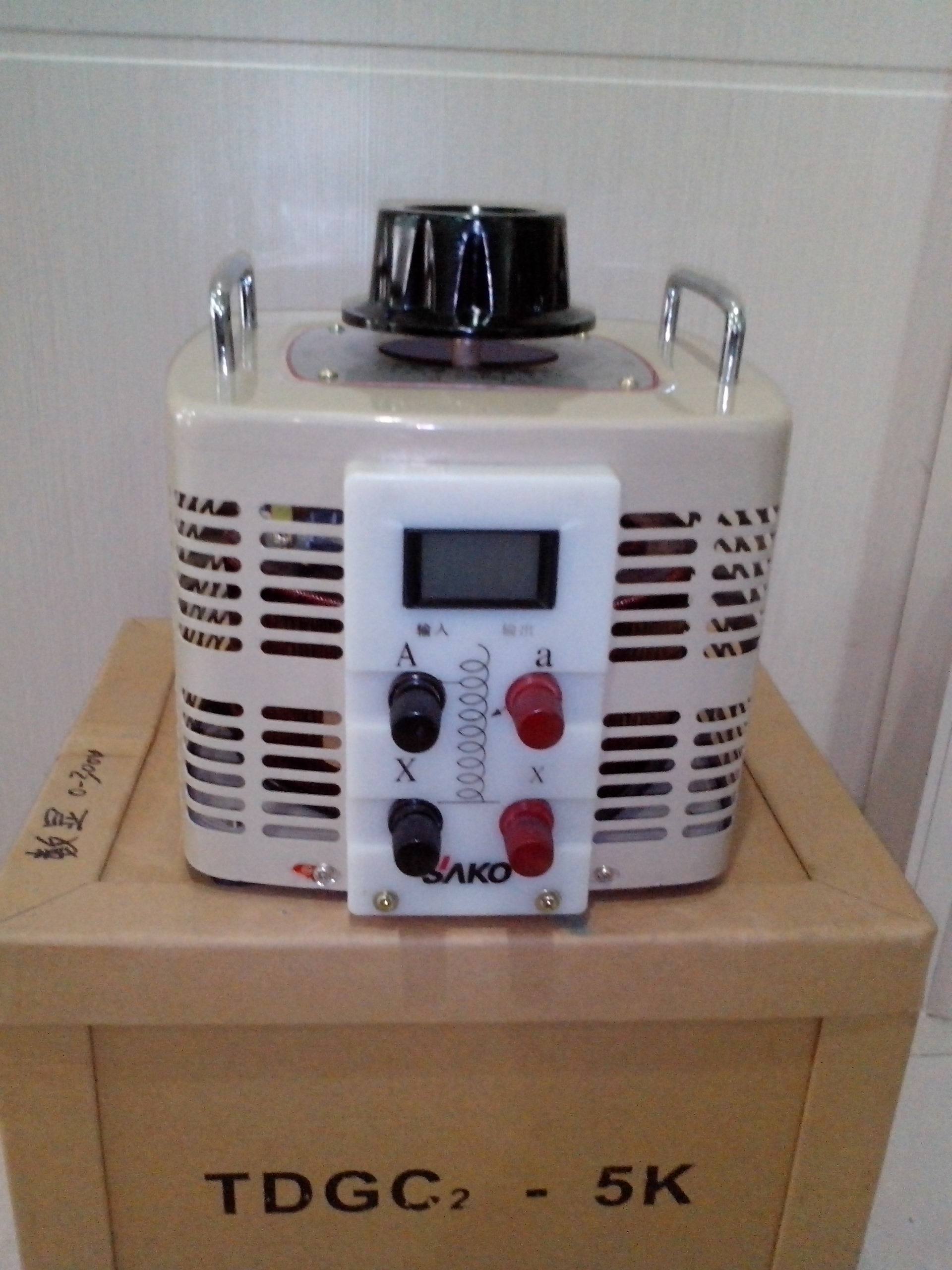 三科调压器5000W液晶数显交电子变压器