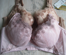 正品露蒂诗超大码罩杯薄款调整型收副乳聚拢上托内衣文胸68018