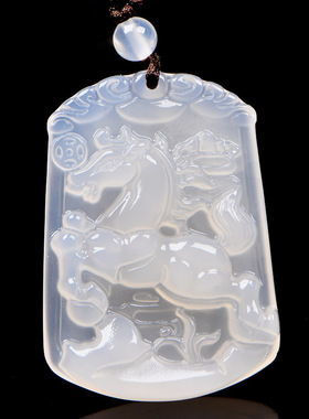 2026年十二生肖属马马到成功白色玉髓吊坠项链男女款玉石马形饰品