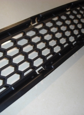 宝马原装汽车零配件BMW E90 E92 E93 lci M3后杠塑料下网格栅