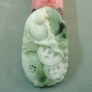 玉如意 南阳独山玉吊坠挂坠绿白一级料精雕南阳独玉挂件莲年有鱼