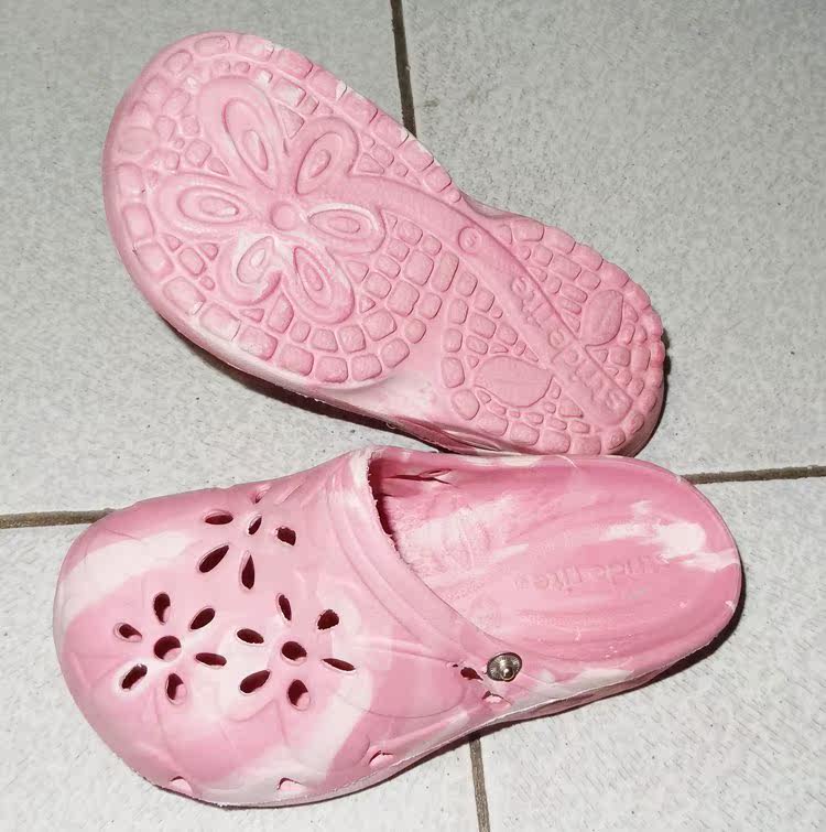 Pantoufles enfants pour été - semelle plastique - Ref 1020308 Image 1