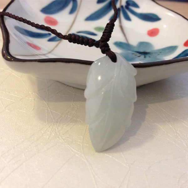 A货翡翠树叶吊坠 缅甸玉器玉叶 女款项链玉坠江浙沪包邮
