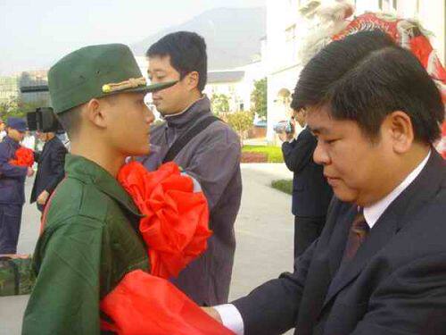 挂牌/揭牌/婚庆礼仪大红花/开业剪彩花球/光荣入伍/新车/结婚用品