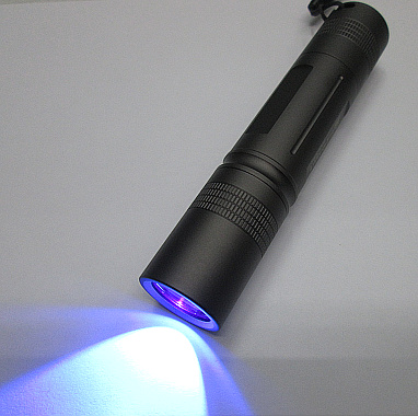 紫光395nm邮票照蝎子琥珀验钞灯