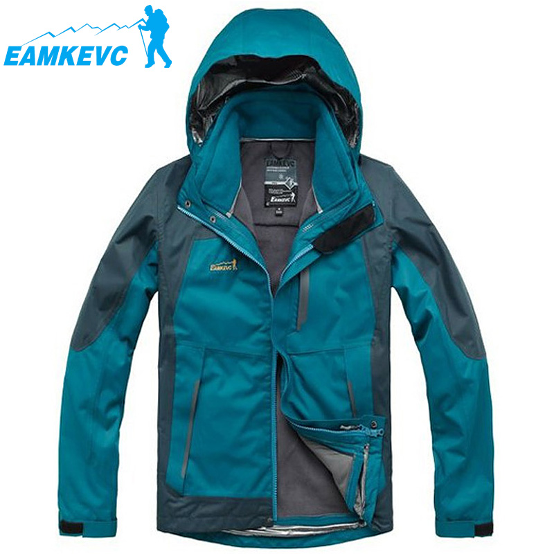 装备男士登山服三合一野营冲锋衣