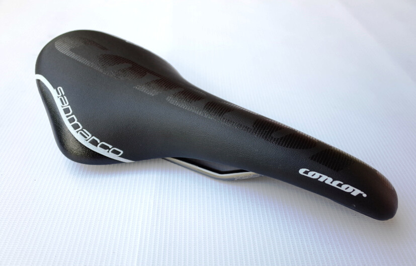 Selle de vélo cyclisme sur route - Ref 2350998 Image 1