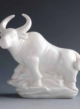 德化陶瓷白牛摆件 十二生肖牛 招财牛摆件 风水摆饰家居装饰摆件