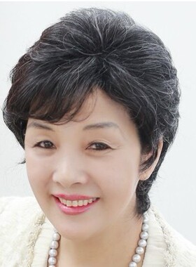中老年假发女花白短发卷发气质妈妈款蓬松表演老奶奶jiafa老年人