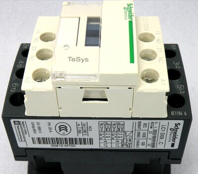 原产正品施耐德(上海) 交流接触器 LC1D09F7C LC1-D09F7C AC110V