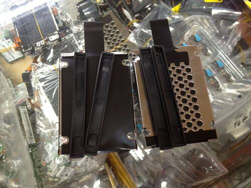 IBM X200 T60 T61  R61 X60 X61 T400 R400  硬盘托架+胶条+螺丝