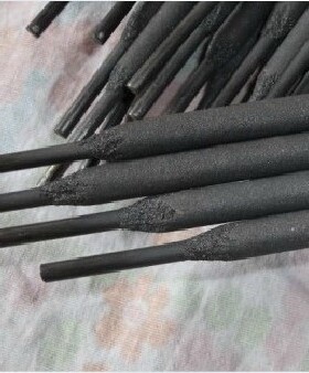 供应ZD310耐磨焊条，堆焊合金焊条，破碎机锤头专用焊条