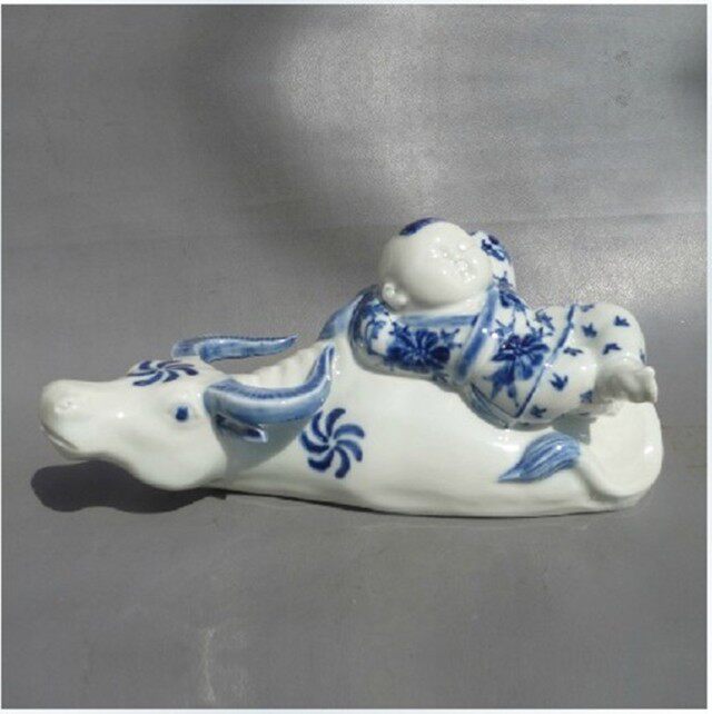 景德镇陶瓷 雕塑牧童骑牛青花手绘 童子生肖水牛生日礼物摆件