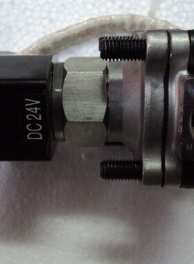 YC6T600L-D22 400kw柴油发电机组 24V 断油电磁阀 油门控制器