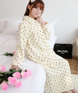 包邮女秋冬款法兰绒柔软保暖长袖睡裙加大码珊瑚绒超长裙家居裙