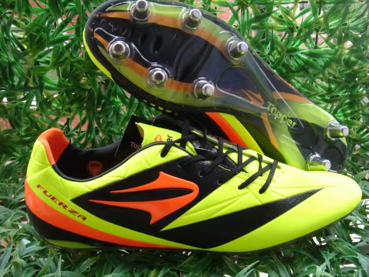 Chaussures de foot - Ref 2442314 Image 1