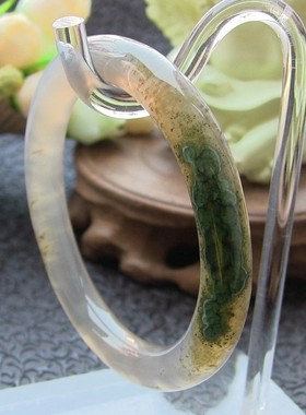 天然巴西绿色图腾玻璃种玛瑙手镯