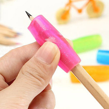 得力0507握笔器 铅笔用笔套 握笔保护套 小学生握笔套 矫正器姿势