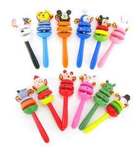 婴幼儿摇铃玩具多色卡通木制摇铃幼儿益智儿童玩具响铃拨浪鼓