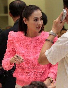 2026新款秋装韩版张柏芝明星同款玫瑰花朵短外套雪纺衫上衣女装潮