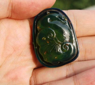 天然波罗地海琥珀双色墨绿珀雕件小如意证书50元 九宵美庐独货独家