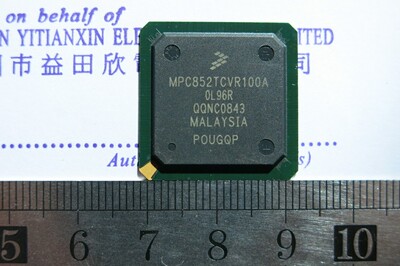 正品 MPC852TCVR100A  MPC852TC FREESCALE BGA 主控IC