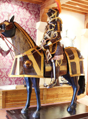 欧洲中世纪骑士酒吧复古风盔甲