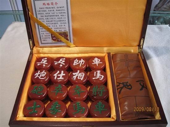 辽宁阜新天然红玛瑙象棋套装礼品盒 厂家直销可大量批发 包邮