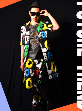 [独家]夜店男歌手DSDJ权志龙GD彩色字母西装大牌酒吧演出服配饰