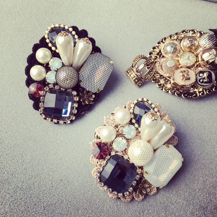 Broche femme en cristal artificiel - Ref 1177979 Image 1