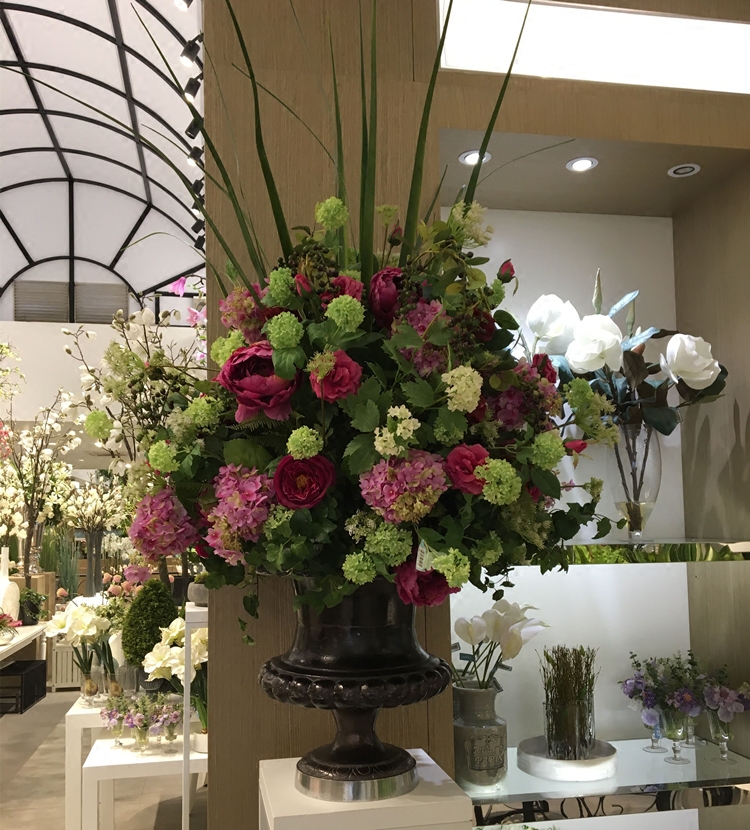 高档餐桌花莱菲花艺大堂花售楼处风水台花艺高品质假花客厅大花瓶