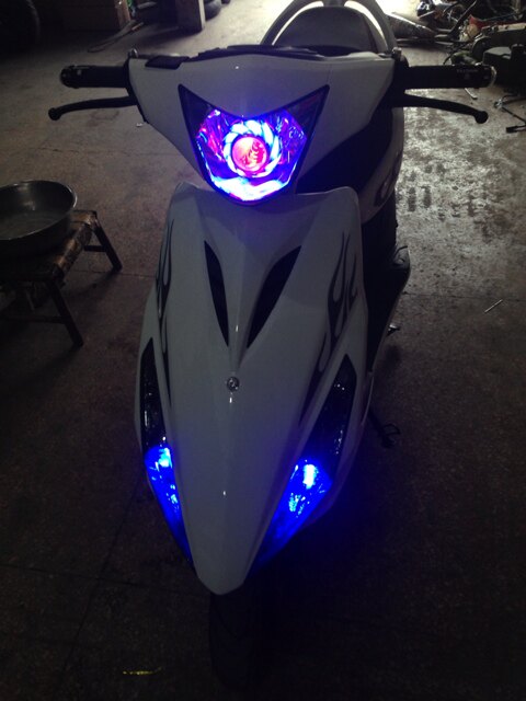 飞鹰rsz鬼火rsz一代大灯总成 2.5寸氙气灯双光透镜 天使眼风火