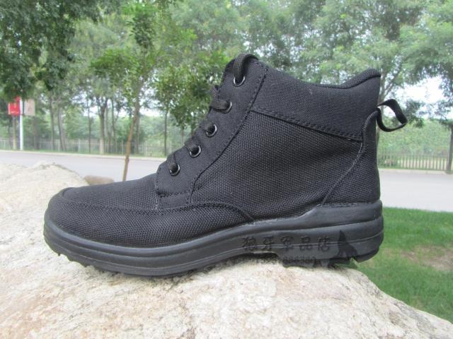 Bottes militaires pour homme en toile - Ref 1400656 Image 1