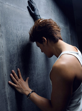 吴克群海报定做 明星海报定制 影视明星海报房间装饰画挂画N4619B