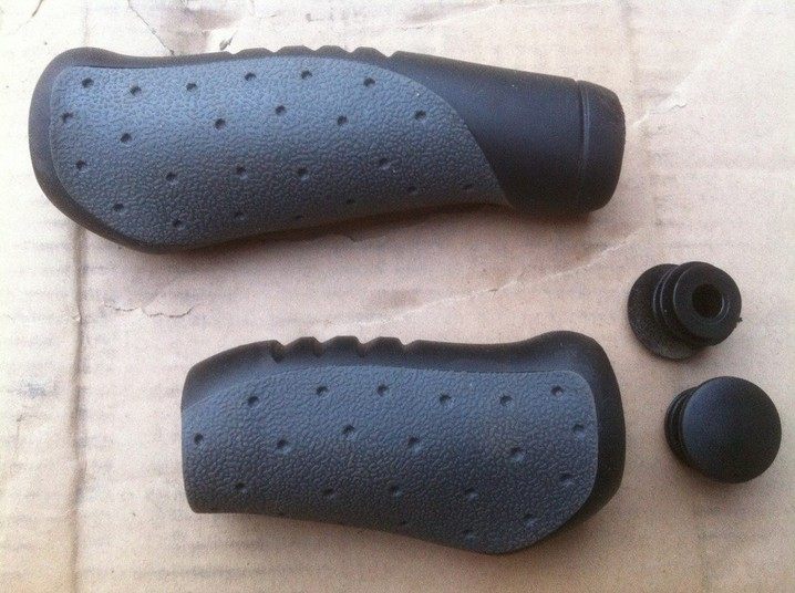 Poignées de vélo - Ref 2340067 Image 1